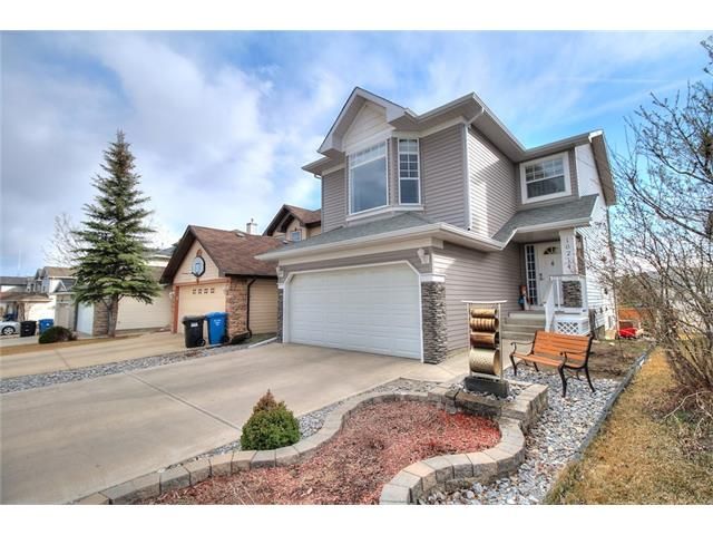 Photo 1: Photos: 16214 EVERSTONE Road SW in Calgary: Evergreen House for sale : MLS®# C4057405