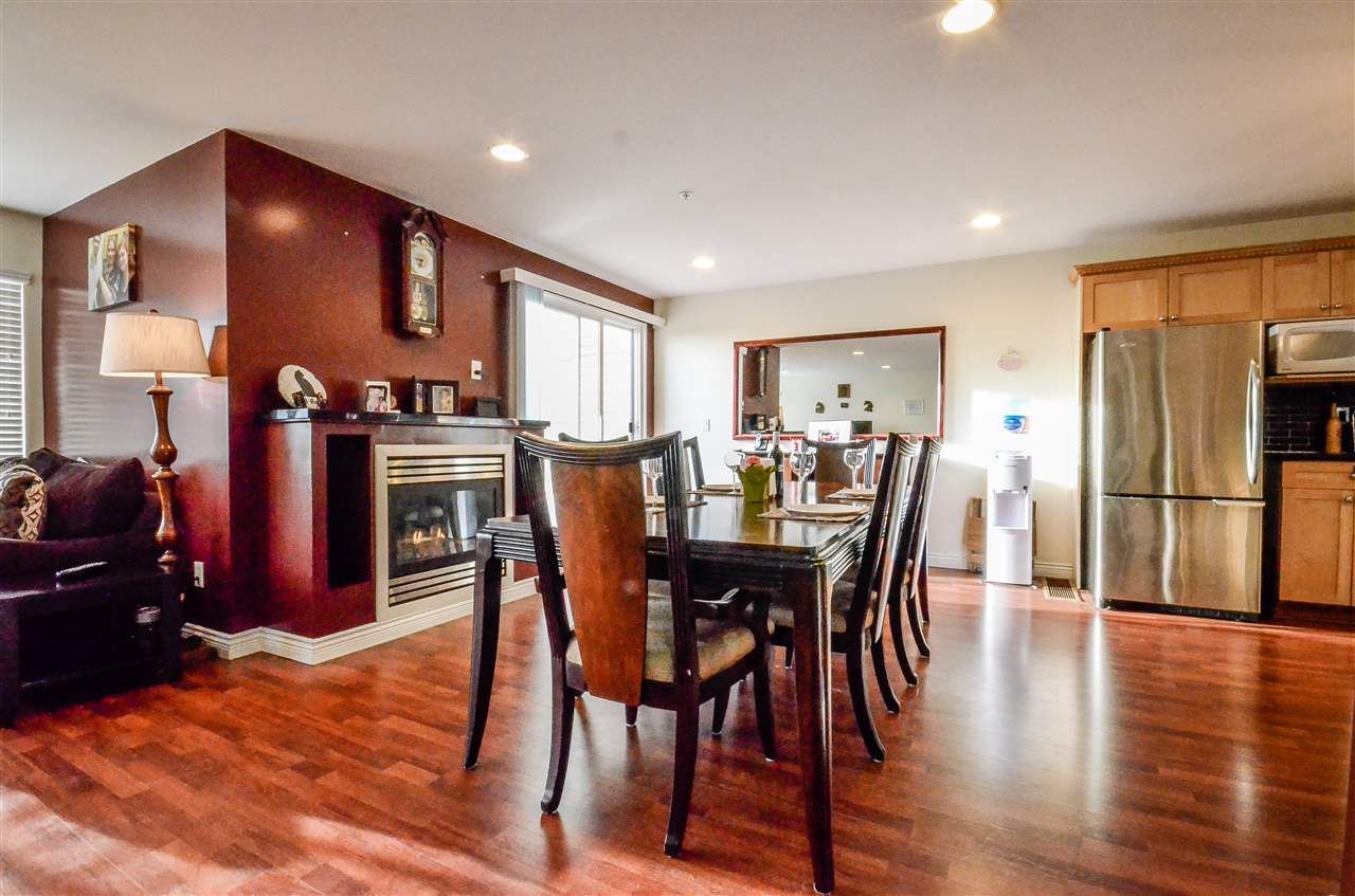 Main Photo: 1126 BENNET Drive in Port Coquitlam: Citadel PQ Townhouse for sale in "THE SUMMIT" : MLS®# R2059806