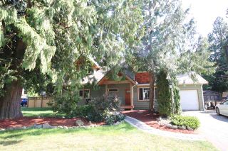 Photo 2: 20694 39 Avenue in Langley: Brookswood Langley House for sale in "Brookswood" : MLS®# R2397565