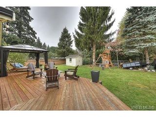 Photo 3: 614 Kildew Rd in VICTORIA: Co Hatley Park House for sale (Colwood)  : MLS®# 715315
