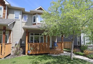 Main Photo: 1 4622 17 Avenue NW in Calgary: Montgomery Row/Townhouse for sale : MLS®# A1244257