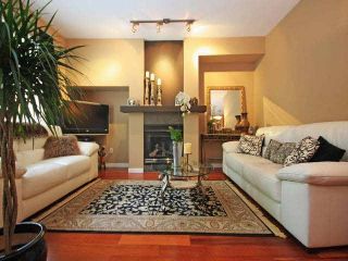 Photo 3: 41 6528 DENBIGH Avenue in Burnaby: Forest Glen BS Townhouse for sale in "OAKWOOD" (Burnaby South)  : MLS®# V1082986