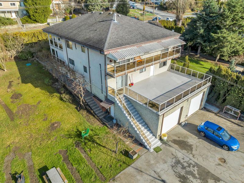 FEATURED LISTING: 5158 MARINE Drive Burnaby