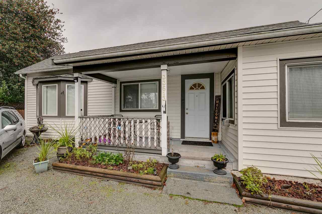 Main Photo: 33613 1ST Avenue in Mission: Mission BC House for sale : MLS®# R2527431