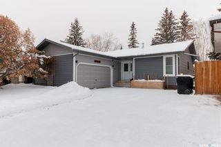 Photo 2: 334 Crean Crescent in Saskatoon: Lakeview SA Residential for sale : MLS®# SK914075