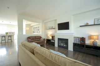 Photo 4: 21040 80TH Avenue in Langley: Willoughby Heights Condo for sale in "Kingsbury at Yorkson South" : MLS®# R2074906