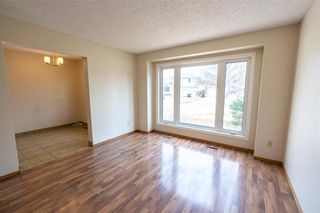 Photo 4: 45 Aintree Crescent in Winnipeg: Richmond West Residential for sale (1S)  : MLS®# 202107586