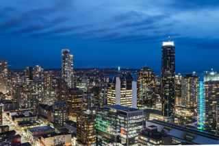Photo 37: 3702 833 SEYMOUR Street in Vancouver: Downtown VW Condo for sale in "Capitol Residences" (Vancouver West)  : MLS®# R2777404