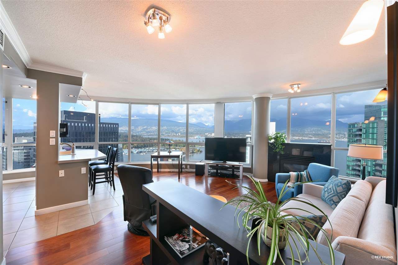 Main Photo: 3306 1111 W PENDER Street in Vancouver: Coal Harbour Condo for sale in "THE VANTAGE" (Vancouver West)  : MLS®# R2510687
