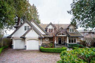Photo 2: 2410 QUEENS Avenue in West Vancouver: Queens House for sale : MLS®# R2753994