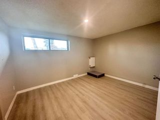 Photo 6: 918 40 Street SE in Calgary: Forest Lawn Semi Detached (Half Duplex) for sale : MLS®# A2132383