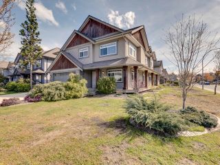 Photo 2: 8554 THORPE Street in Mission: Mission BC House for sale : MLS®# R2675999