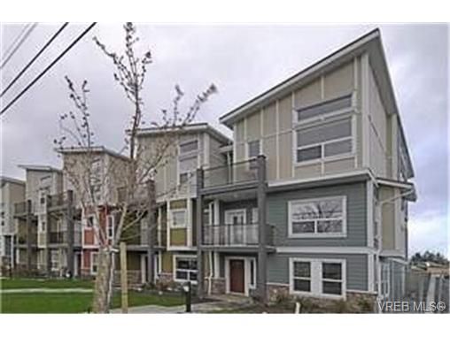 Main Photo:  in VICTORIA: La Langford Proper Row/Townhouse for sale (Langford)  : MLS®# 461580