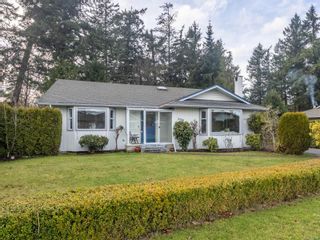 Photo 2: 2250 Cooperidge Dr in Central Saanich: CS Keating House for sale : MLS®# 952398
