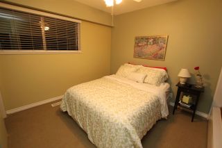 Photo 16: 2051 YEOVIL Avenue in Burnaby: Montecito House for sale (Burnaby North)  : MLS®# R2028496