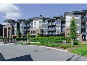 Main Photo: 402 20058 FRASER Highway in Langley: Langley City Condo for sale in "VARSITY" : MLS®# R2228955