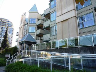 Photo 17: 412 509 CARNARVON Street in New Westminster: Downtown NW Condo for sale in "HILLSIDE PLACE" : MLS®# R2021635