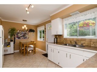 Photo 9: 5940 135 Street in Surrey: Panorama Ridge House for sale in "Northridge Area" : MLS®# F1443510