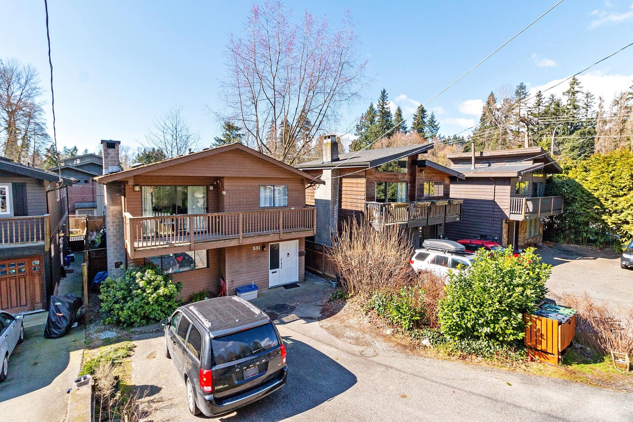 Main Photo: 531 RIVERSIDE Drive in North Vancouver: Seymour NV House for sale : MLS®# R2552542