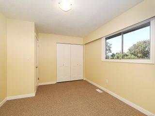 Photo 9: 2832 Jacklin Rd in Langford: La Langford Proper Half Duplex for sale : MLS®# 854247