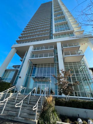 Photo 1: 2010 657 WHITING Way in Coquitlam: Coquitlam West Condo for sale : MLS®# R2739768