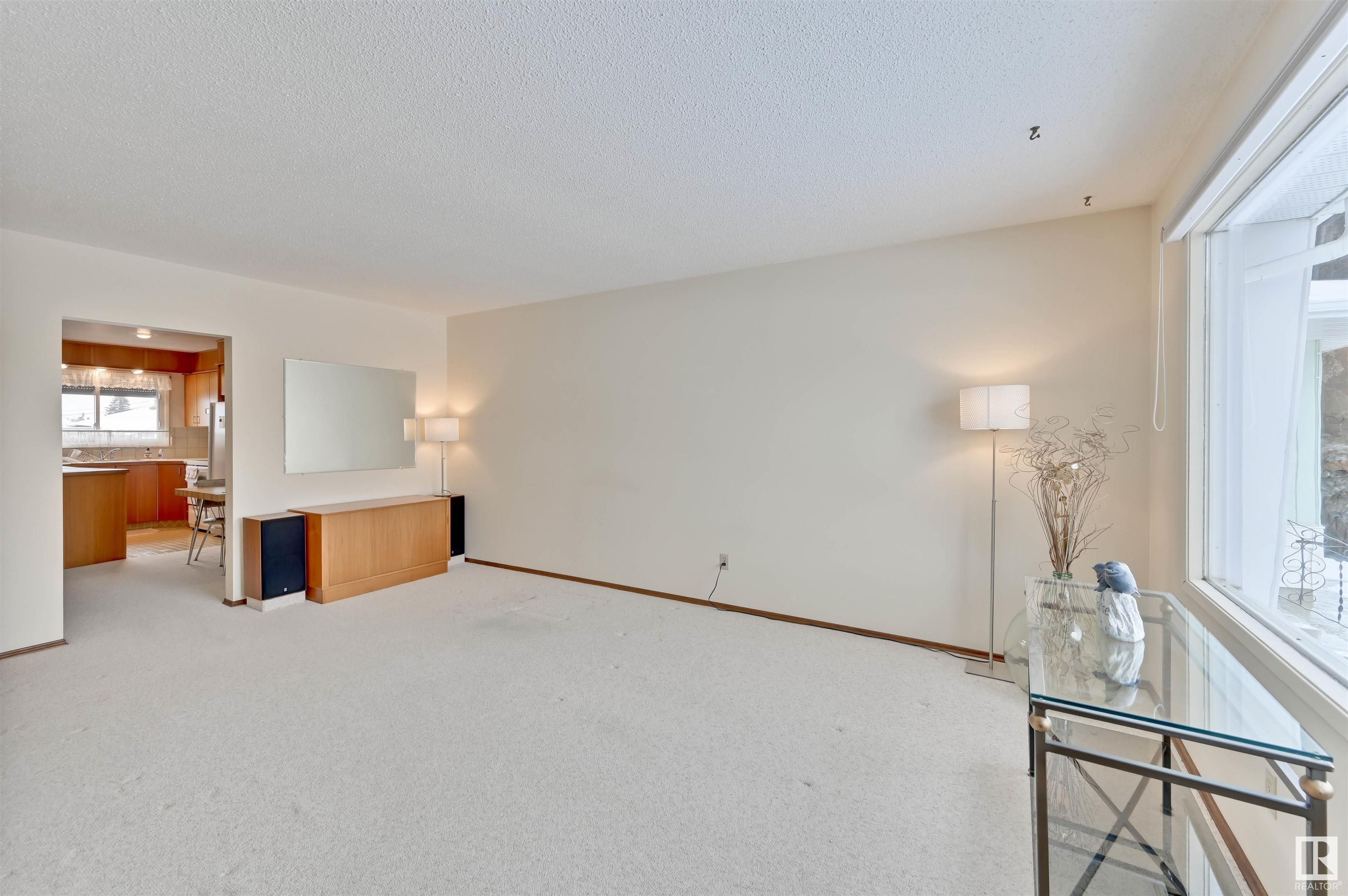 Main Photo: 14023 63 Street in Edmonton: Zone 02 House Half Duplex for sale : MLS®# E4330889