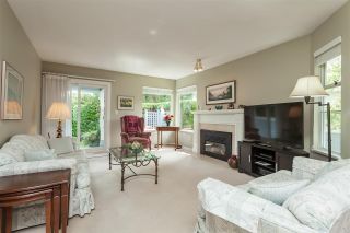 Photo 7: 116 14280 19A Avenue in Surrey: Sunnyside Park Surrey Townhouse for sale in "TIFFANY LANE" (South Surrey White Rock)  : MLS®# R2407441