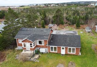 Photo 2: 3804 Lawrencetown Road in Lawrencetown: 31-Lawrencetown, Lake Echo, Port Residential for sale (Halifax-Dartmouth)  : MLS®# 202323113