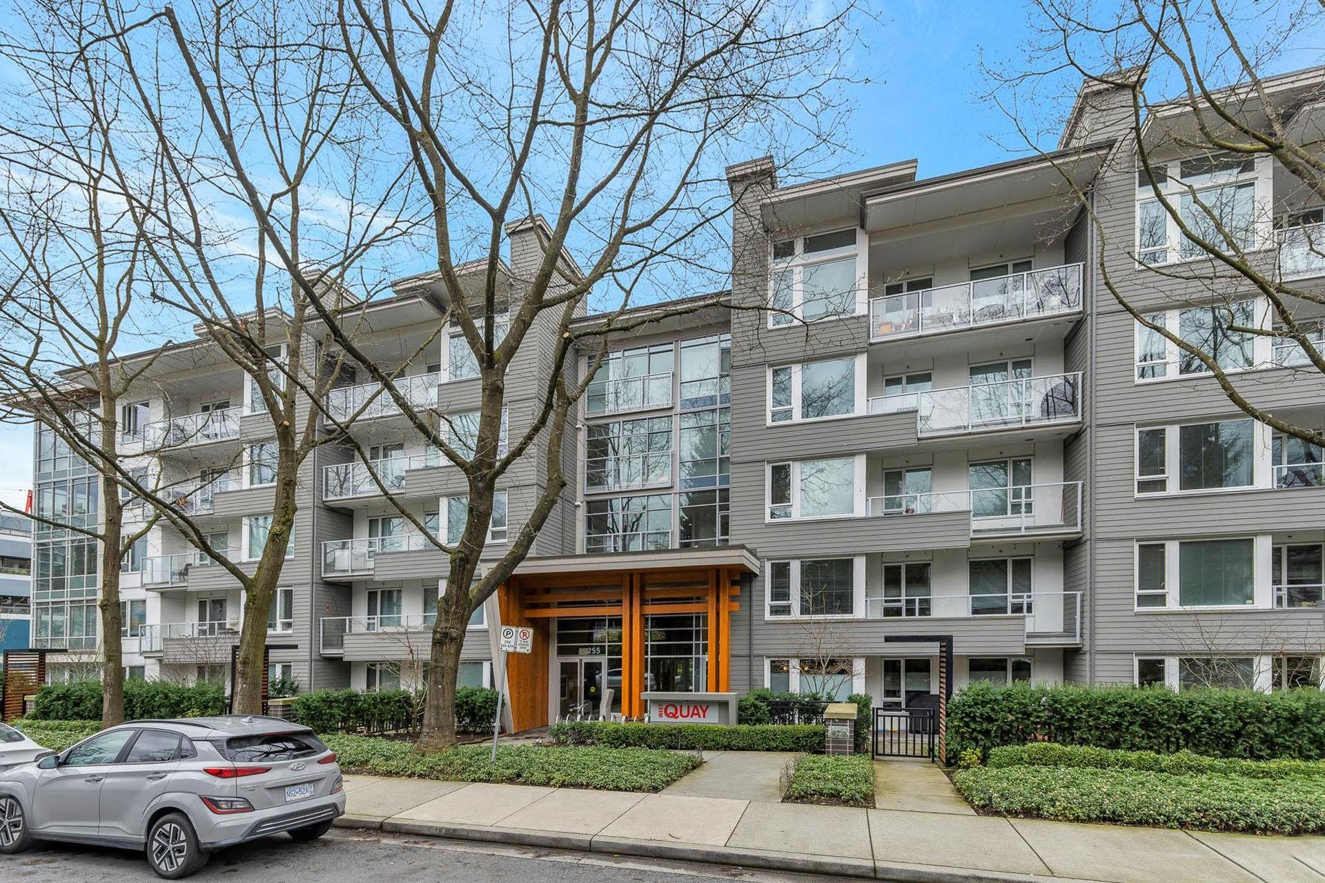Main Photo: 317 255 W 1ST Street in North Vancouver: Lower Lonsdale Condo for sale : MLS®# R2783568