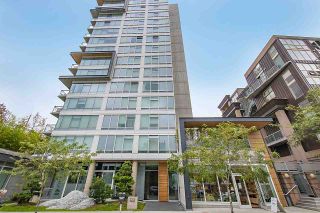 Main Photo: 802 1565 W 6TH Avenue in Vancouver: False Creek Condo for sale in "6TH and FIR" (Vancouver West)  : MLS®# R2493032