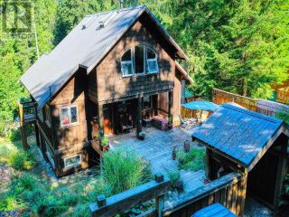 Photo 3: 3056/3060 VANCOUVER BLVD in Savary Island: House for sale : MLS®# 17800