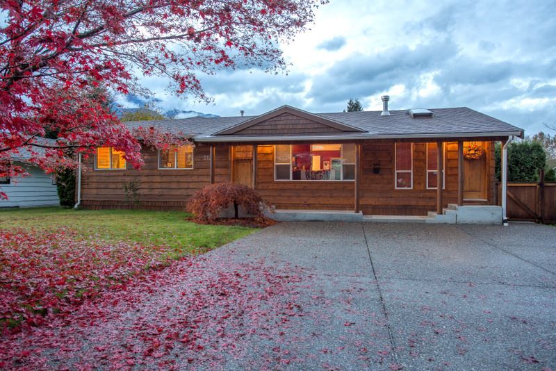 FEATURED LISTING: 2139 PARKWAY Road Squamish