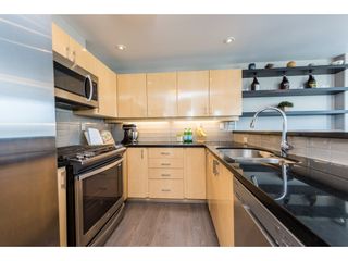 Photo 7: 3501 939 HOMER Street in Vancouver: Yaletown Condo for sale in "THE PINNACLE" (Vancouver West)  : MLS®# R2375975