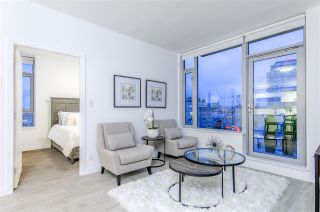 Photo 15: 1405 1661 QUEBEC Street in Vancouver: Mount Pleasant VE Condo for sale in "VODA" (Vancouver East)  : MLS®# R2407610