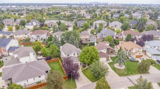 Photo 49: 51 Brentcliffe Drive in Winnipeg: Linden Woods Residential for sale (1M)  : MLS®# 202323954