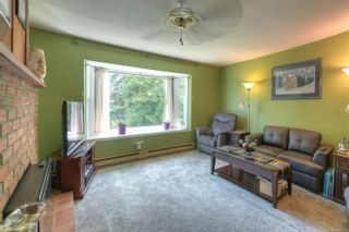 Photo 2: 6628 Rey Rd in Central Saanich: CS Tanner House for sale : MLS®# 851705