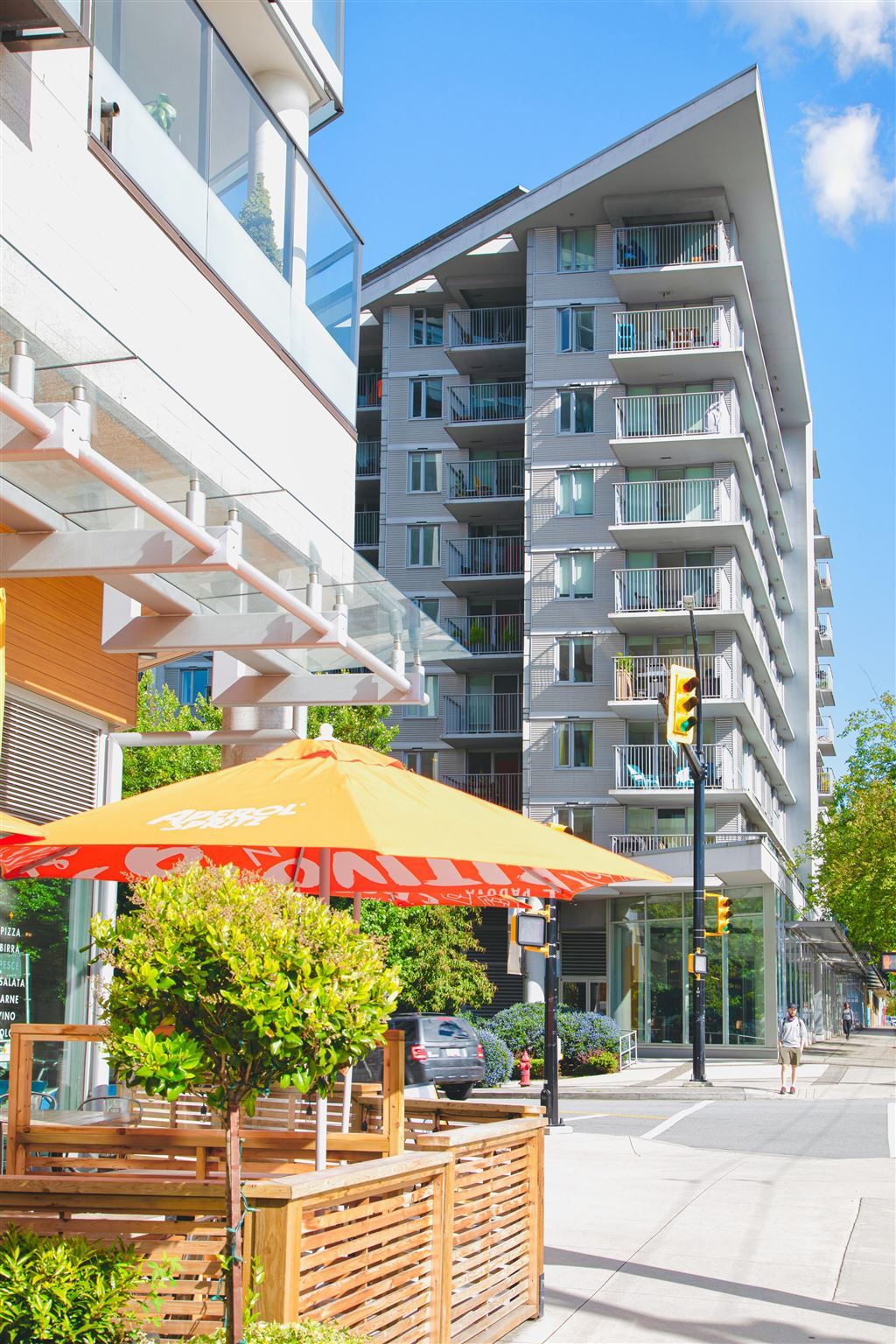Main Photo: 318 328 E 11TH Avenue in Vancouver: Mount Pleasant VE Condo for sale (Vancouver East)  : MLS®# R2594200