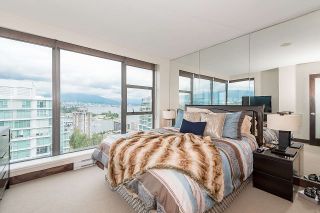 Photo 13: 2506 1723 ALBERNI Street in Vancouver: West End VW Condo for sale in "THE PARK" (Vancouver West)  : MLS®# R2106181