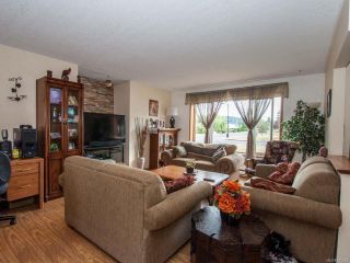 Photo 2: 701 Nanoose Ave in PARKSVILLE: PQ Parksville House for sale (Parksville/Qualicum)  : MLS®# 735023