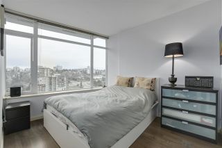 Photo 9: 2708 892 CARNARVON Street in New Westminster: Downtown NW Condo for sale in "Plaza 88 Azure II" : MLS®# R2339210