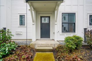 Photo 4: 14 5945 176A Street in Surrey: Cloverdale BC Townhouse for sale in "CRIMSON" (Cloverdale)  : MLS®# R2673689