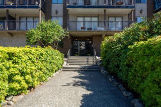Photo 23: 114 170 E 3RD Street in North Vancouver: Lower Lonsdale Condo for sale in "BRISTOL COURT" : MLS®# R2816737