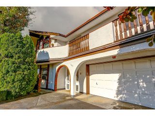 Photo 1:  in COQUITLAM: House for rent (Coquitlam) 
