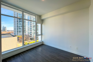 Photo 13: Modern Lifestyle 2BR Condo in Prime Brentwood Area Burnaby (AR202)