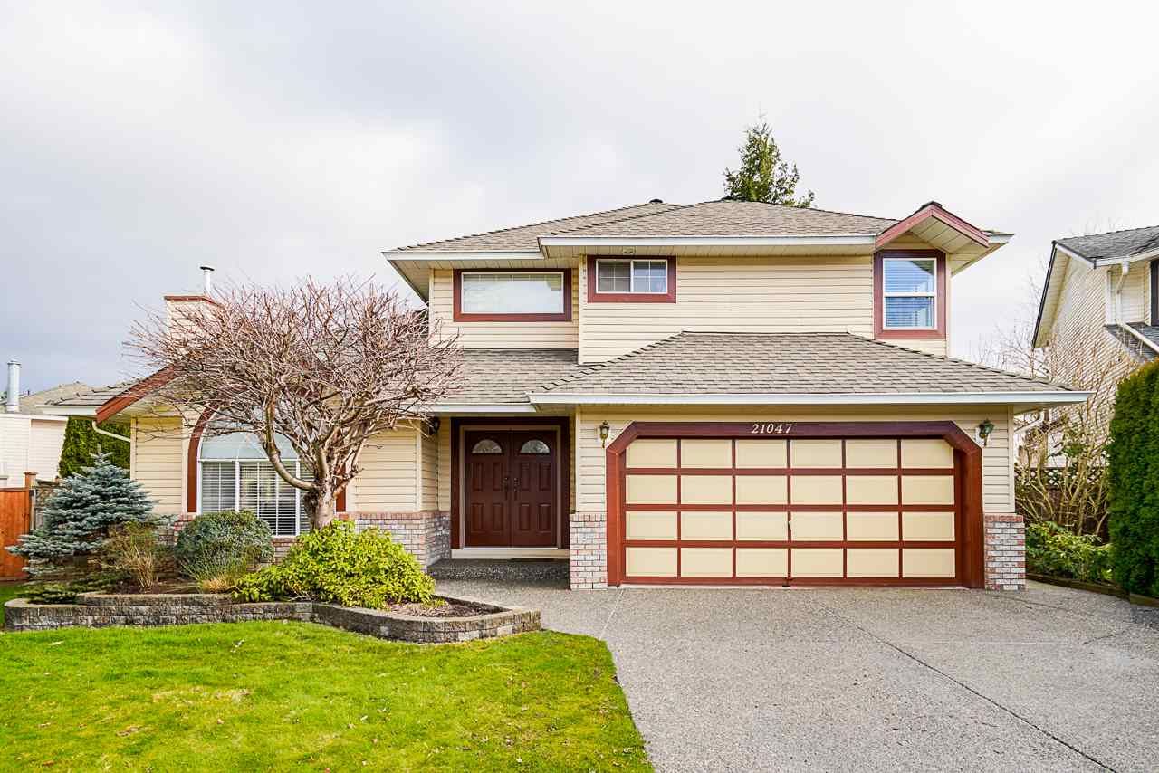 Main Photo: 21047 92 Avenue in Langley: Walnut Grove House for sale : MLS®# R2538072
