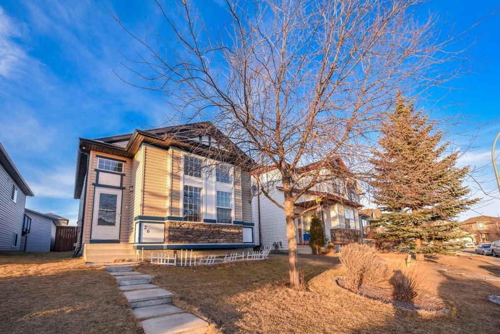 Main Photo: 26 Covehaven Rise NE in Calgary: Coventry Hills Detached for sale : MLS®# A1181418