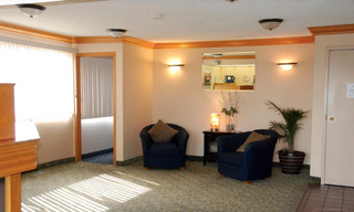 Photo 9: 89 rooms motel for sale Alberta: Commercial for sale