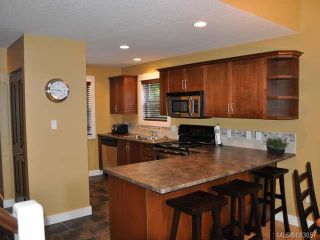 Photo 5: 118 1080 RESORT DRIVE in PARKSVILLE: PQ Parksville Row/Townhouse for sale (Parksville/Qualicum)  : MLS®# 683057