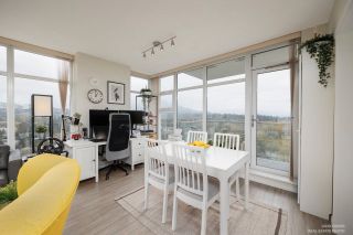 Photo 4: 2507 3102 WINDSOR Gate in Coquitlam: New Horizons Condo for sale in "WINDSOR GATE(Celadon)" : MLS®# R2683190