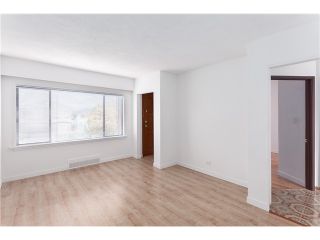 Photo 3: 3030 E 17th Av in Vancouver East: Renfrew Heights House for sale : MLS®# V1101377